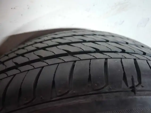 4 pneus d été Firestone 205/55R16 - Photo 3