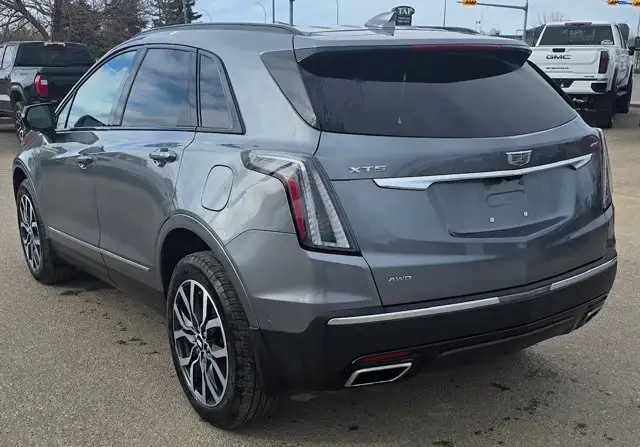 2022 Cadillac XT5 AWD Sport - Photo 3
