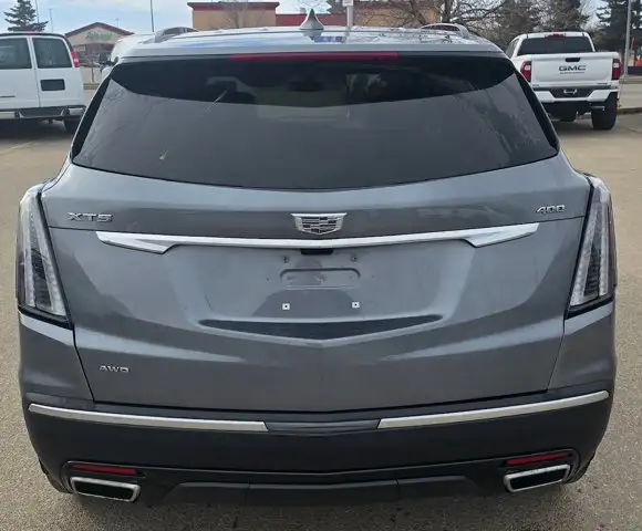 2022 Cadillac XT5 AWD Sport - Photo 4