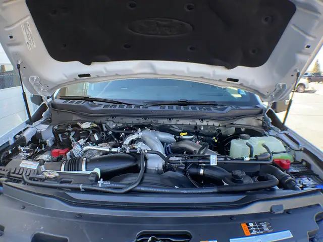 2026 Ford Super Duty F-350 SRW Platinum 713A - Photo 11