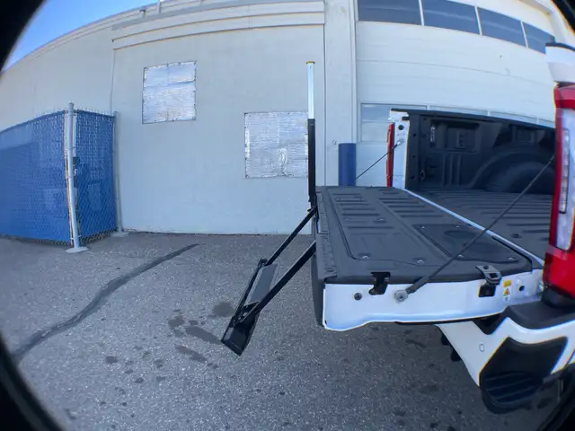 2026 Ford Super Duty F-350 SRW Platinum 713A - Photo 32