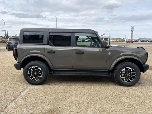 2026 Ford Bronco OUTER BANKS 314A - Photo 9