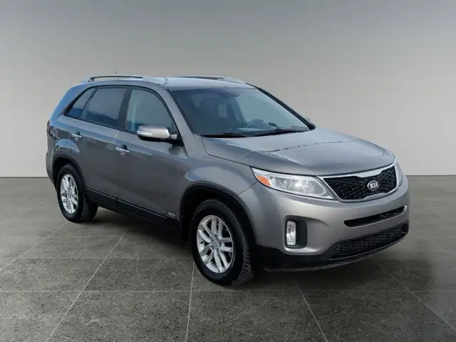 2014 Kia Sorento LX (Mechanical Special) - Photo 9