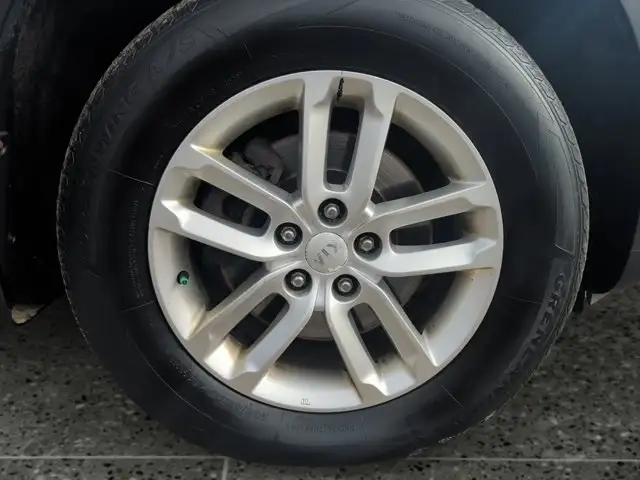 2014 Kia Sorento LX (Mechanical Special) - Photo 11