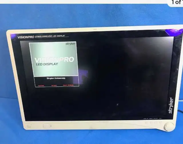 Stryker 26' VisionPro Synk Wireless LED Monitors w/ PS (Perfect)