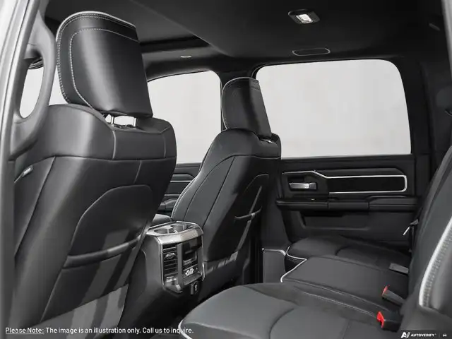 2026 Ram 3500 Laramie Crew Cab 4WD - Photo 18