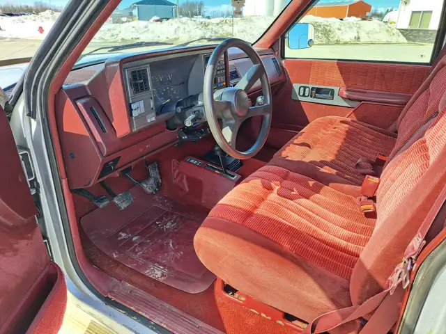 1993 GMC Sierra 2500 - Photo 4