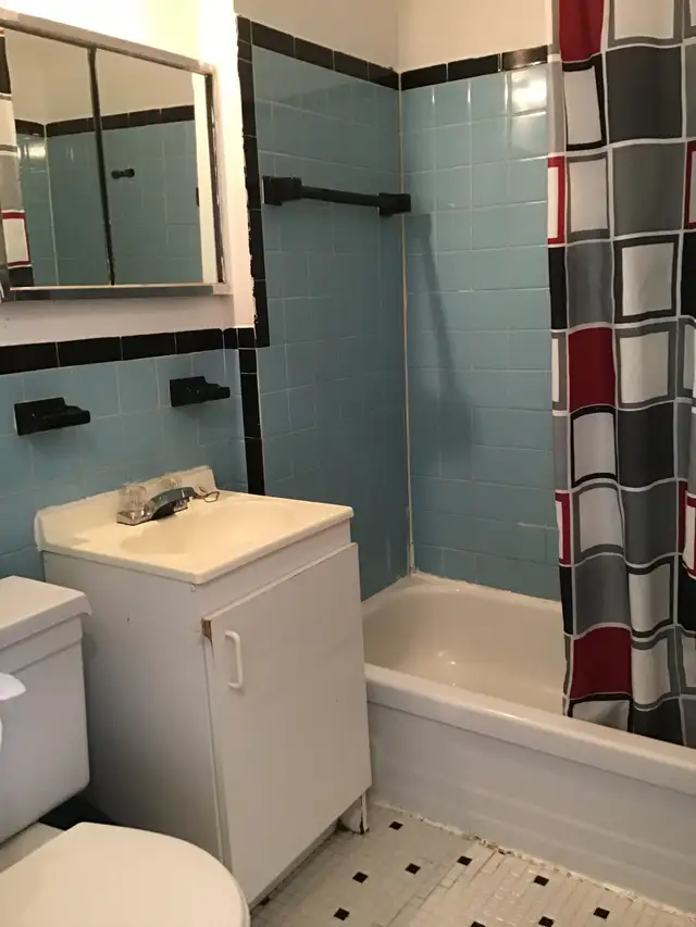 Downtown Near McGill All Included Furnitured Studio for Rent !! - Photo 10