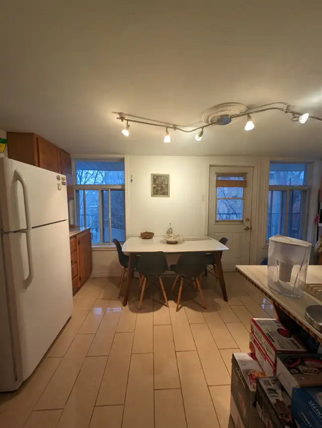 Cozy 31/2 apartment, 2 min walking Charlevoix metro, Jul 1st - Photo 6