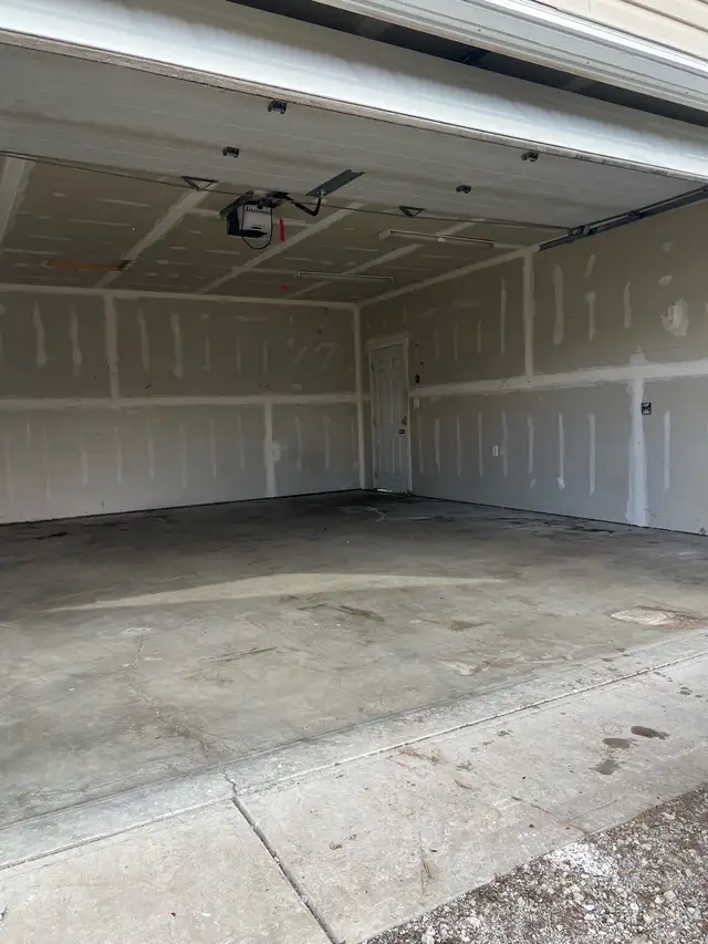 403-926-5865 $15 up CHEAP JUNK REMOVAL SERVICES - Photo 2