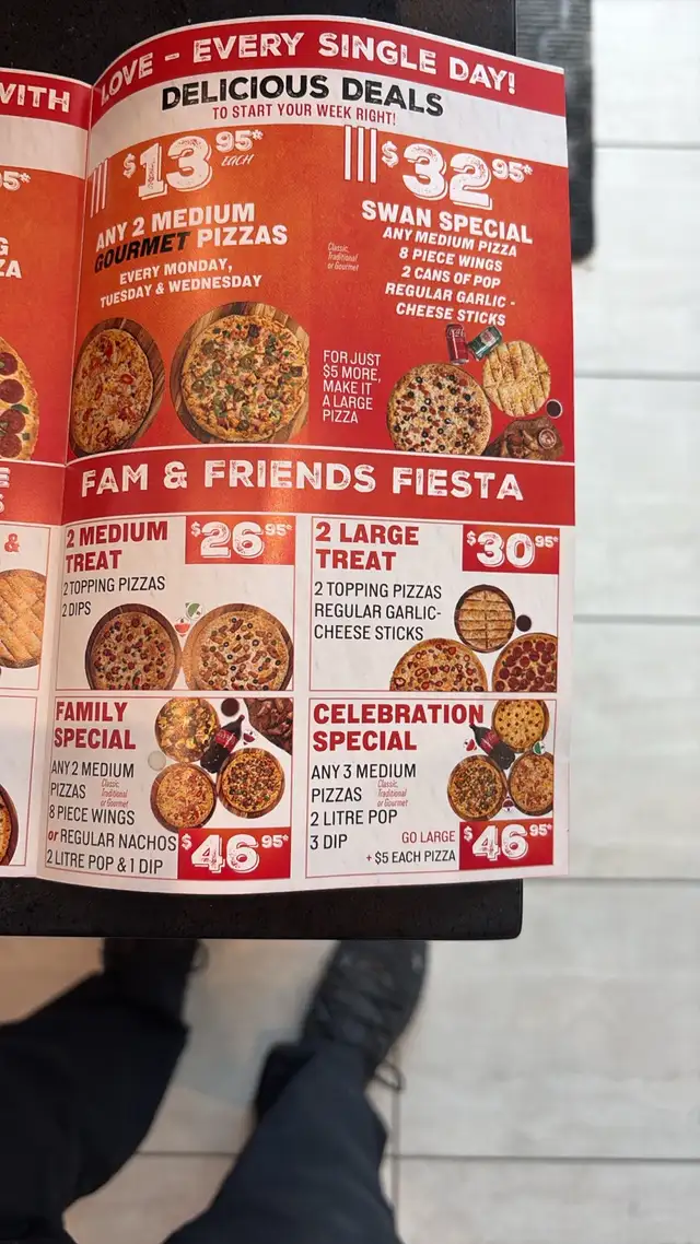 Kitchen helper / Pizza maker