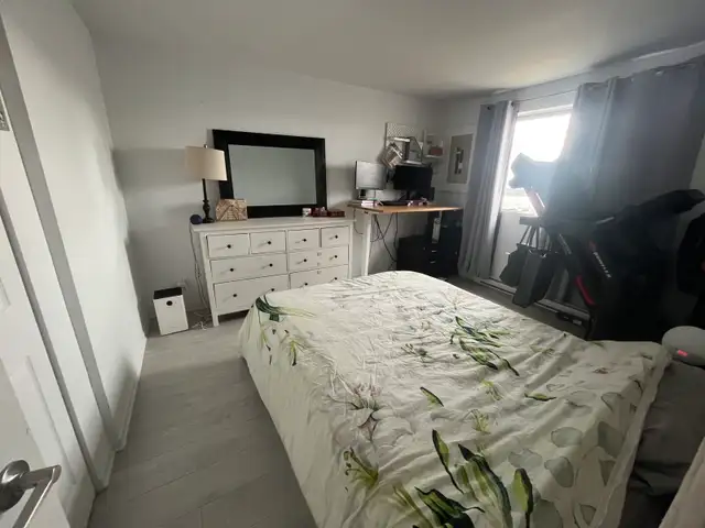 4 1/2 à louer/ 4 1/2 for rent