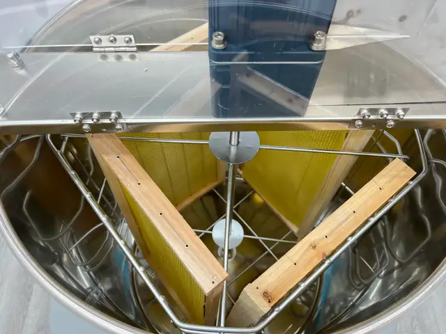 110V 4Frame 304SS Honey Extractor Beekeeping Centrifuge 170462 - Photo 10