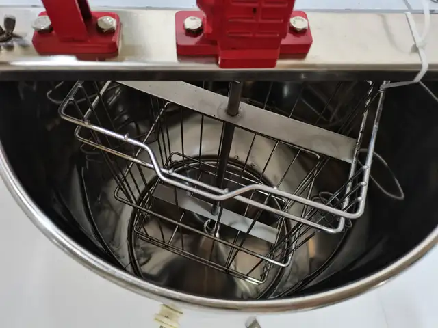 Manual 2 Frame Honey Extractor Beekeeping Honey filter 170463 - Photo 5