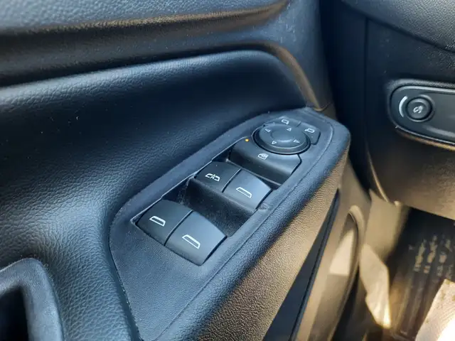 2019 Chevrolet Equinox LT - Photo 11