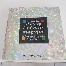LIVRE NEUF ADO DE ANNIE GOTTLIEB, CUBE MAGIQUE, 190 PAGES: $5.00