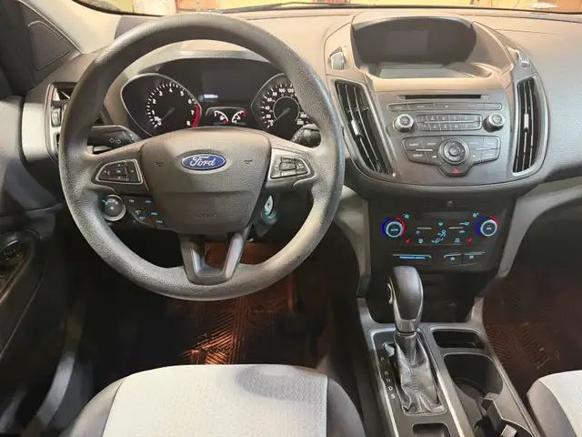 2018 Ford Escape AWD - Photo 5