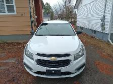 White 2015 Chevy Cruze 3.5k or best offer
