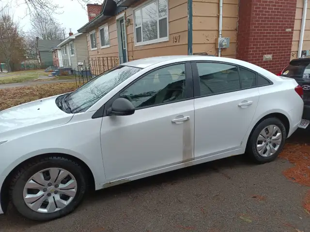 White 2015 Chevy Cruze 3.5k or best offer - Photo 3