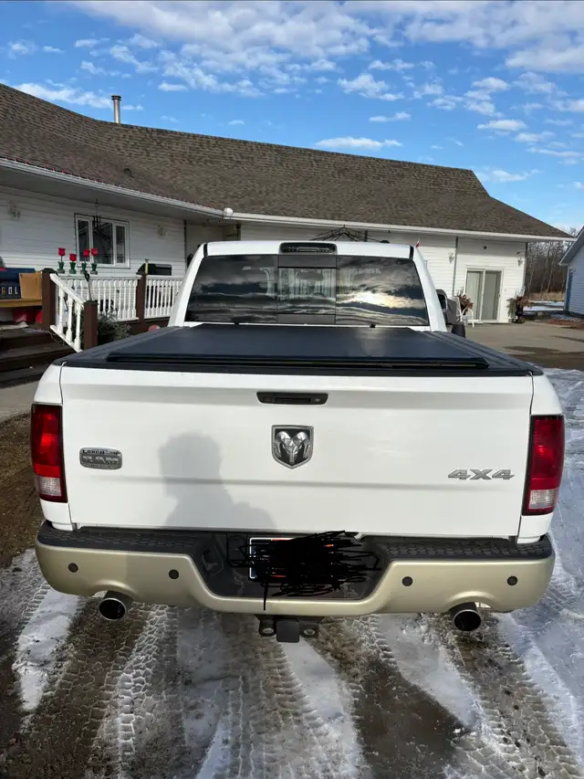 Selling my 2012 ram 1500 Laramie longhorn asking $24000 - Photo 9