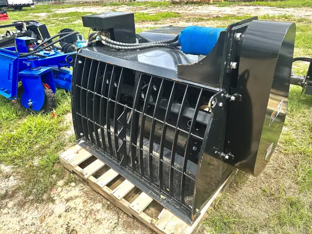 Skid Steer Cement Bucket Mixer BM-35 - Photo 3