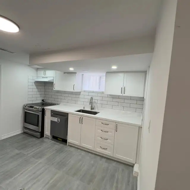 beasment for rent - Photo 3