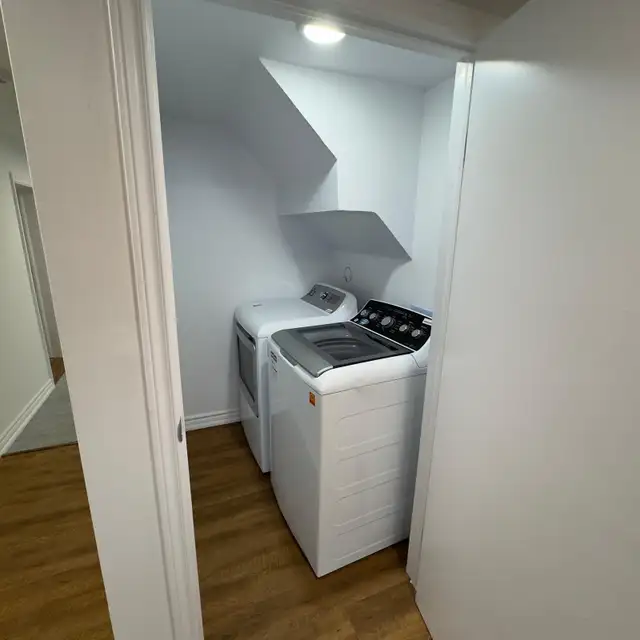 beasment for rent - Photo 10