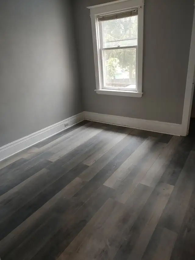 MCMASTER STUDENT RENTAL WESTDALE - FEMALE HOUSE ROOMS FOR RENT - Photo 4