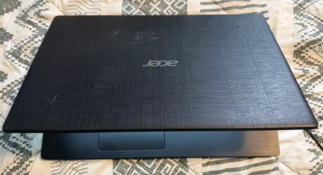 Acer 1TB 8GB Ram - Photo 6