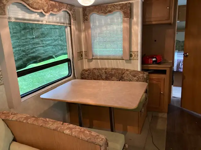Four Winds Travel Trailer - Photo 6