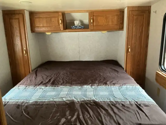 28.6’ Fifth Wheel with Outdoor Kitchen - Photo 6