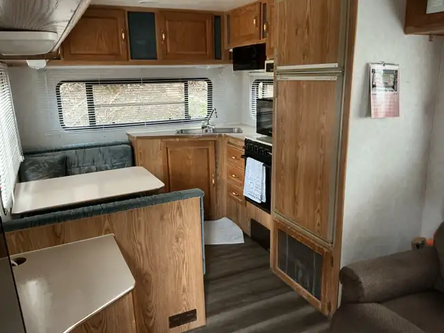 28.6’ Fifth Wheel with Outdoor Kitchen - Photo 8