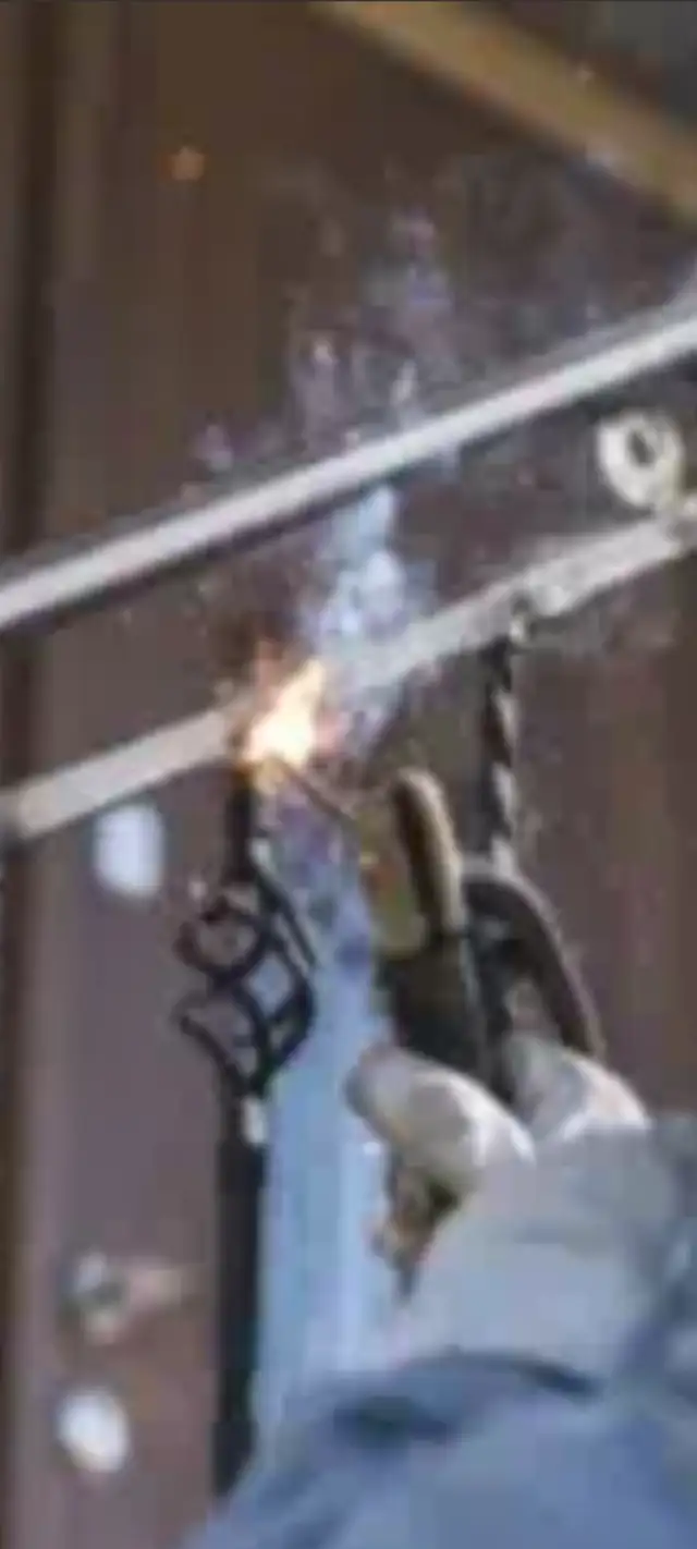 Wood fences repair and metal welding repair anywhere - Photo 4