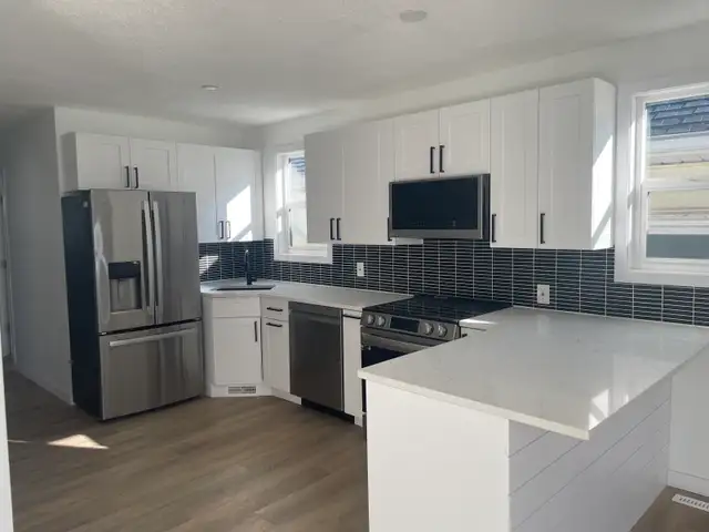 2.5 bedroom house for rent - Photo 3