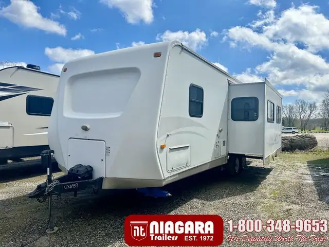 2010 K-Z INC. SPREE 280RLS Travel Trailer - Photo 2