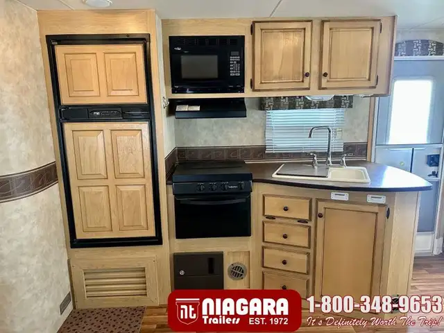 2010 K-Z INC. SPREE 280RLS Travel Trailer - Photo 11