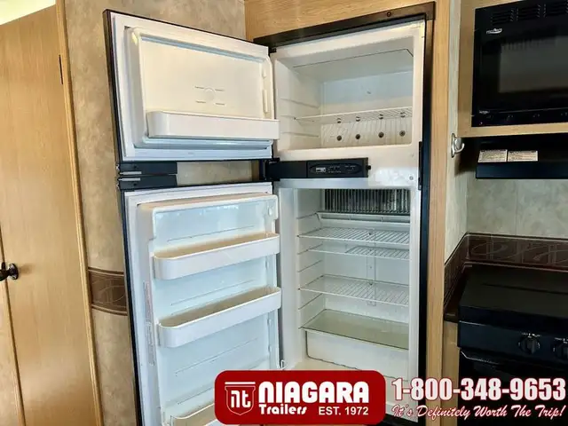 2010 K-Z INC. SPREE 280RLS Travel Trailer - Photo 17