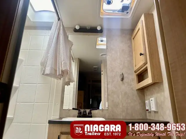 2010 K-Z INC. SPREE 280RLS Travel Trailer - Photo 20