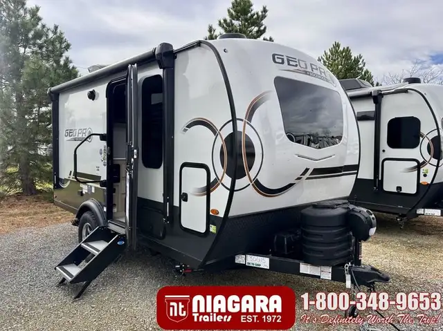 2025 FOREST RIVER ROCKWOOD GEO PRO 15FBS Travel Trailer