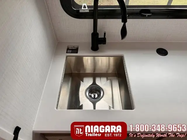 2025 FOREST RIVER ROCKWOOD GEO PRO 15FBS Travel Trailer - Photo 11