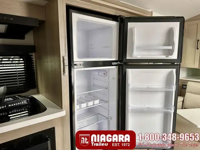 2025 FOREST RIVER ROCKWOOD GEO PRO 15FBS Travel Trailer - Photo 14