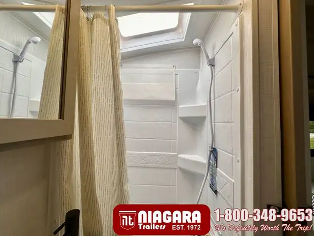 2025 FOREST RIVER ROCKWOOD GEO PRO 15FBS Travel Trailer - Photo 18