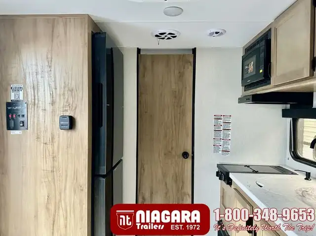 2024 FOREST RIVER CHEROKEE WOLF PUP 13BCW Travel Trailer - Photo 5