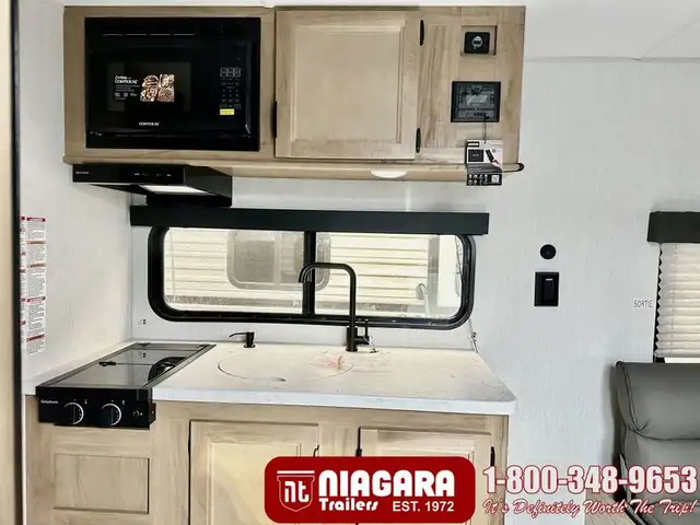 2024 FOREST RIVER CHEROKEE WOLF PUP 13BCW Travel Trailer - Photo 6