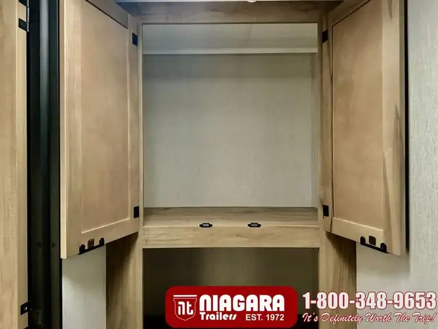 2024 FOREST RIVER CHEROKEE WOLF PUP 13BCW Travel Trailer - Photo 17