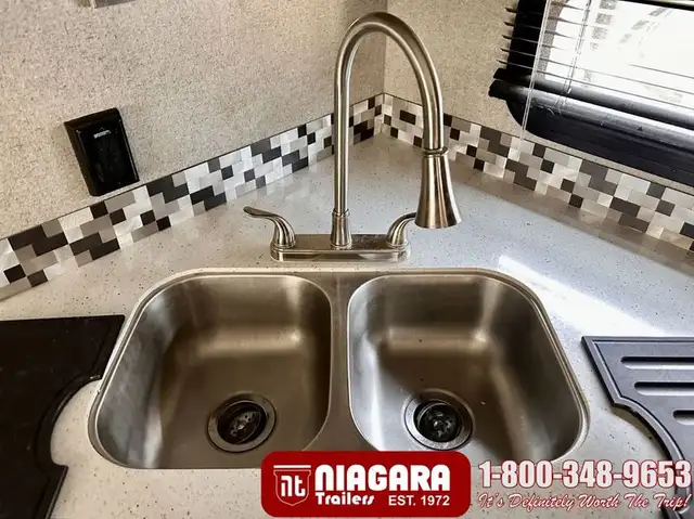 2020 FOREST RIVER RW ULTRA LITE 2706WS Travel Trailer - Photo 14