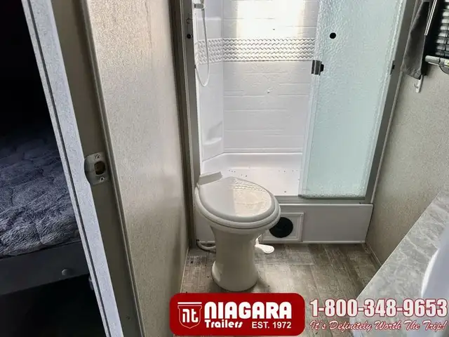 2020 FOREST RIVER RW ULTRA LITE 2706WS Travel Trailer - Photo 24