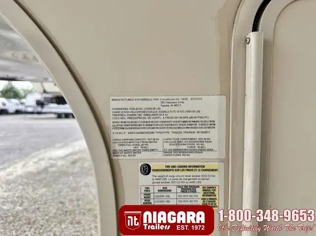 2011 CROSSROADS RUSHMORE 34SB Fifth Wheel - Photo 3