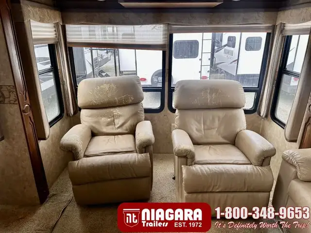 2011 CROSSROADS RUSHMORE 34SB Fifth Wheel - Photo 7