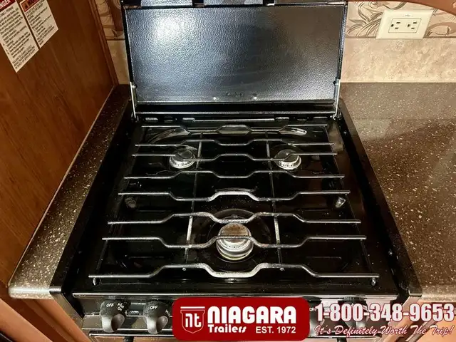 2011 CROSSROADS RUSHMORE 34SB Fifth Wheel - Photo 14